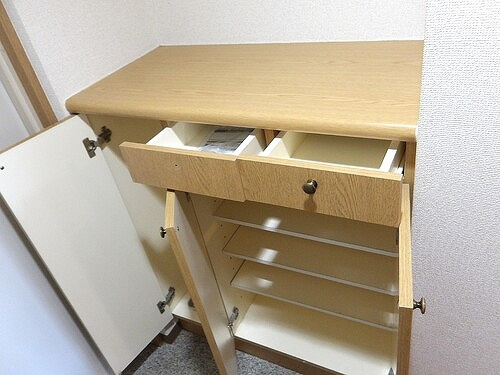 ライオンズマンション千葉グランドタワーの玄関|下駄箱　※同タイプ別部屋