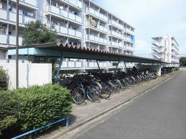 ビレッジハウス西萩原1号棟のその他