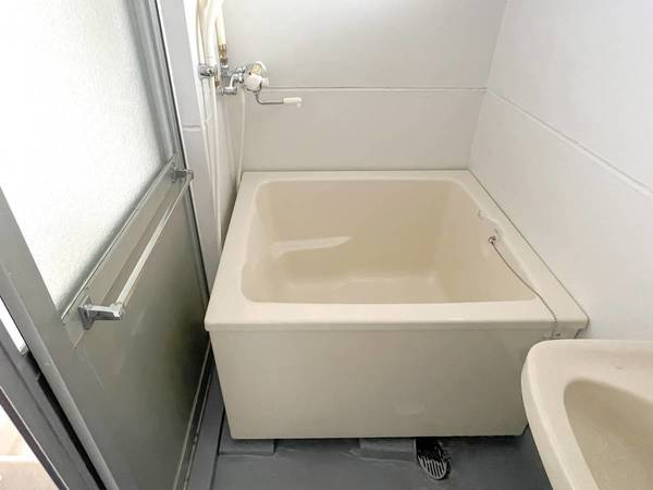 ビレッジハウス東野2号棟の浴室|ビレッジハウスの同一物件・同一タイプの間取りの写真です
