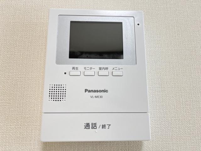 アールＵⅢの内装|カメラ付インターホン
