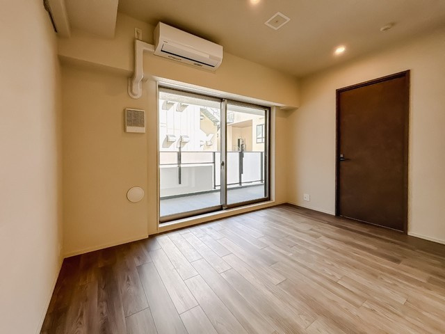ロイヤルパークス有明の居間・リビング|※写真は同タイプ住戸です。