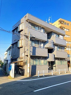 ステラ向井の外観