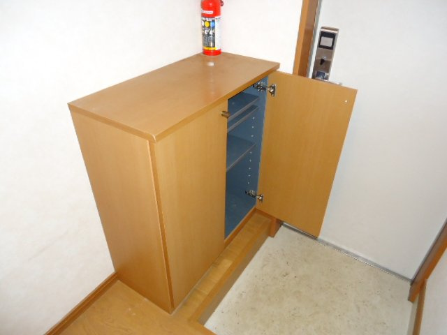 メゾン・アイリスのその他|シューズＢＯＸ