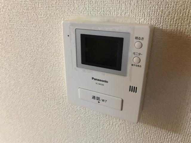 クレストール武蔵浦和の内装|カメラ付インターホン