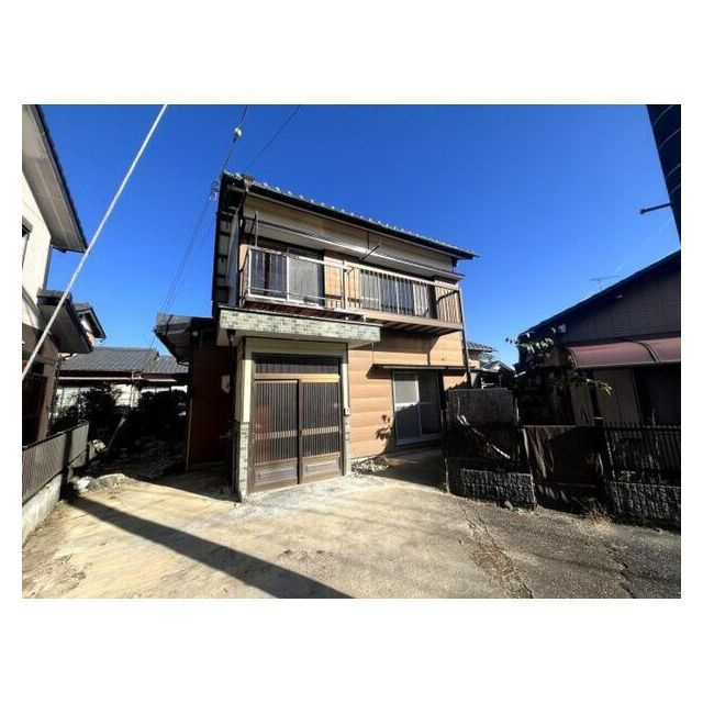 岐阜市中２丁目の一戸建ての外観