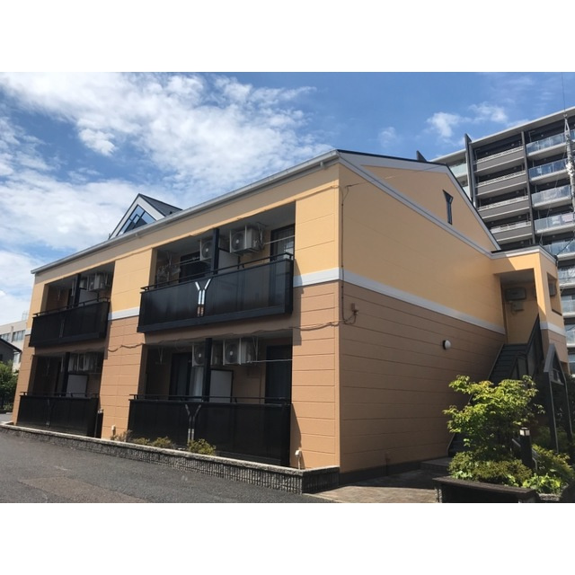 各務原市鵜沼東町５丁目のアパートの外観