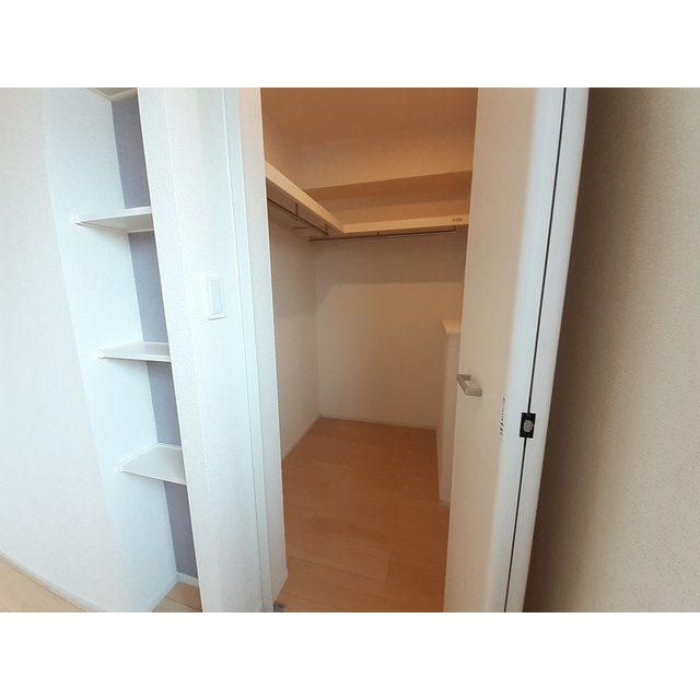 コンフォート西鶉Ⅰの収納