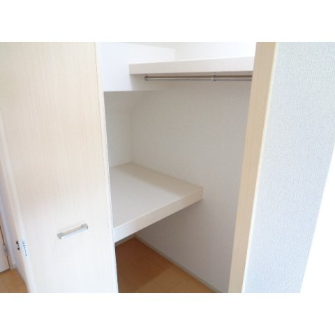 クレセント参番館の収納