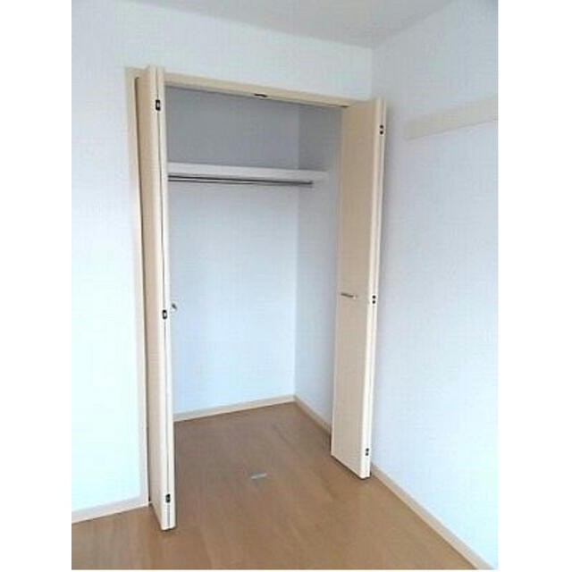 メゾン須賀Ⅰ，Ⅱ棟の収納