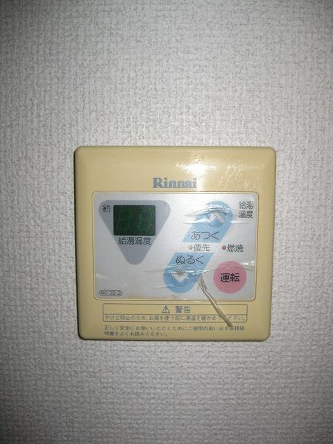 メゾン桃郷の玄関