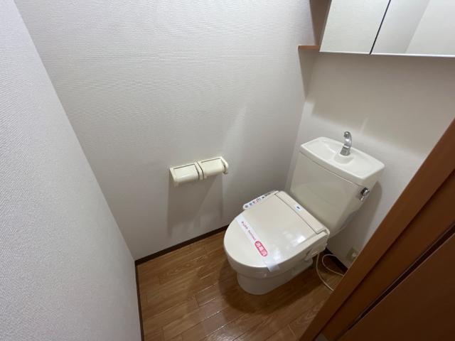 コンフォースコートIのトイレ|シャワー付トイレ