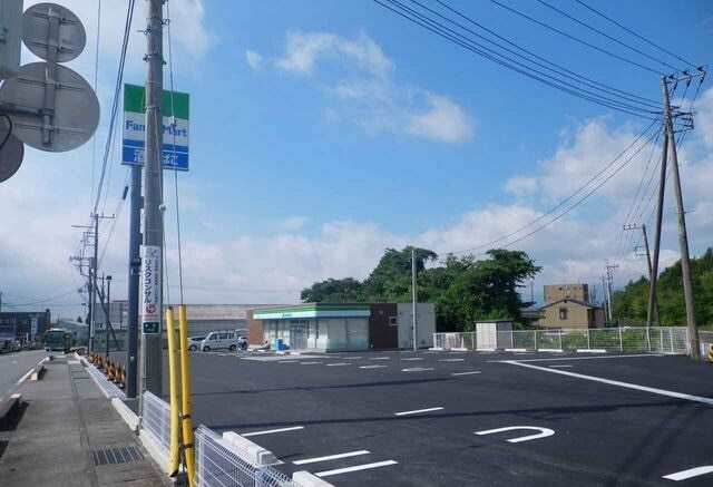 レジデンスｎ’Ｓの周辺|その他「ファミリーマート御殿場川島田南まで900m」