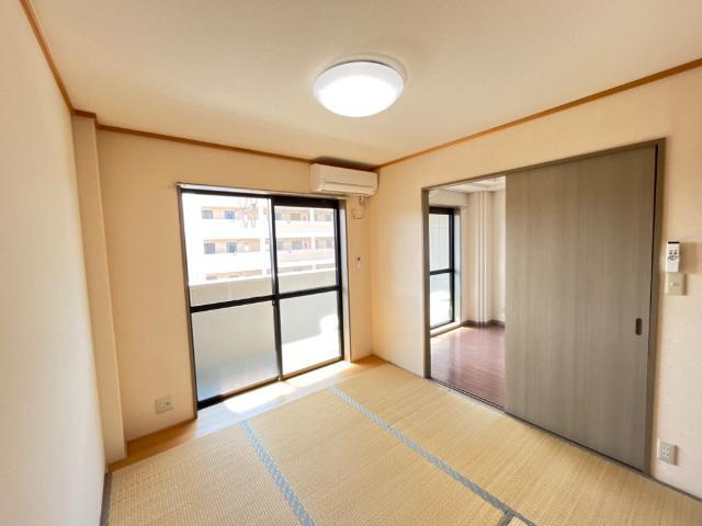 パレス野添Ⅱの内装|南和室