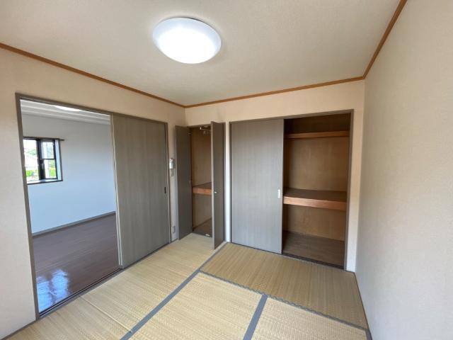 パレス野添Ⅱの内装|南和室