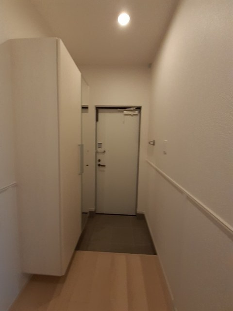 コントレイルの玄関