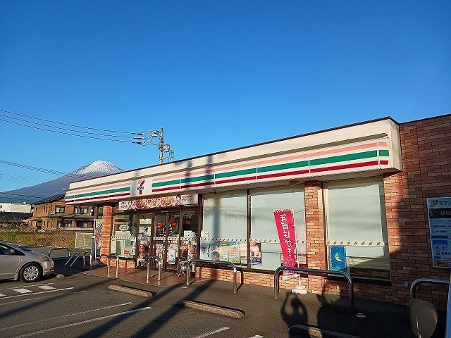 ルルシアの周辺|その他「セブンイレブン富士宮田中町店まで160m」