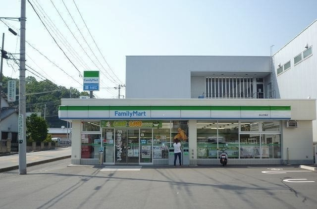 メゾン　ド　クオーレ　Ⅱの周辺|その他「ファミリーマート 韮山中條店まで350m」