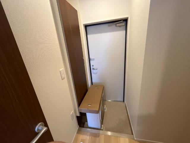フォルトゥナ藤森の玄関|玄関