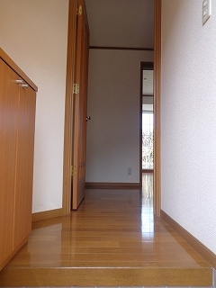 ピーチコートⅠの玄関