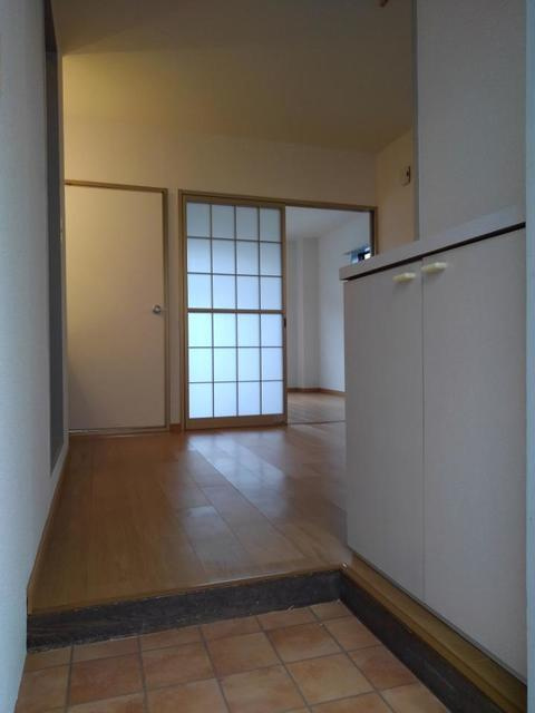 メープルファームⅠの玄関