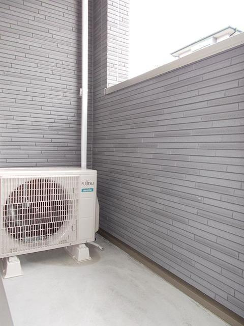 ＤＯＭＵＳ　ＲＩＰＡのバルコニー