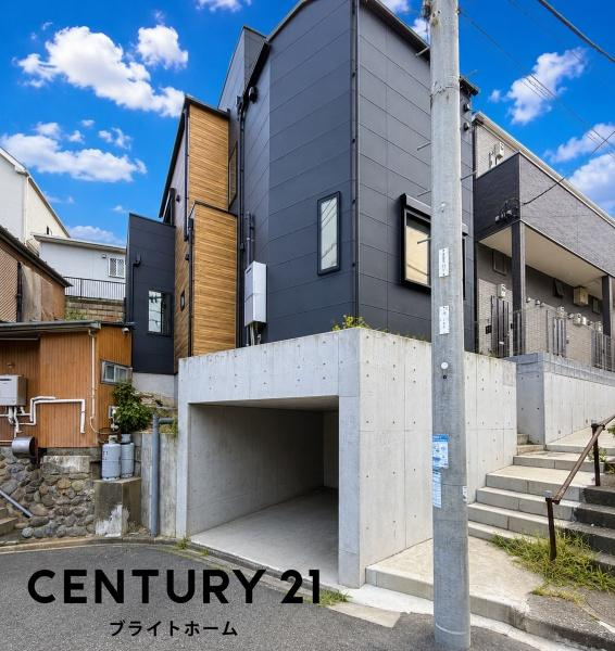 横浜市西区元久保町の新築一戸建の前面道路含む現地写真|閑静な住宅街につき住環境良好です♪
お気軽にお問い合わせください。