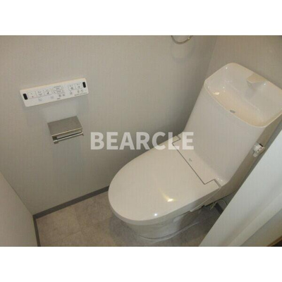 【トイレ】 | 山科HATCH京都薬大前 | コンパクトで使いやすいトイレです