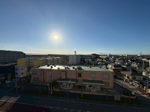 【その他】 | 【29日(土)・30日(日)見学可】日商岩井草加マンション | バルコニーからの眺めです。視界を塞ぐ建物もなく開放感あり♪