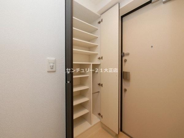 エステムコート難波WEST－SIDE2ベイフレックスの収納