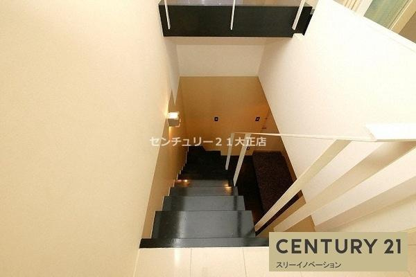 U residence 弁天町　(是空弁天)の洋室