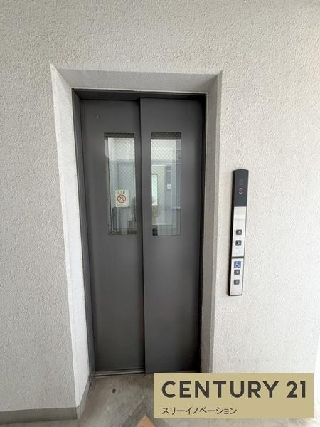 ハーバーハウス大阪のエントランス