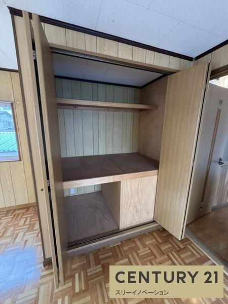 平尾4丁目中古戸建の収納