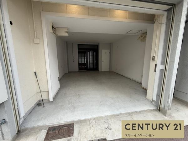平尾4丁目中古戸建の駐車場