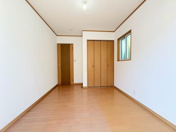 横須賀市池田町６丁目の中古一戸建の寝室