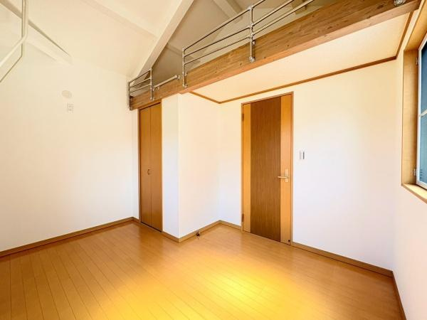 横須賀市池田町６丁目の中古一戸建の洋室