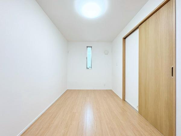 横浜市鶴見区栄町通１丁目の中古一戸建の子供部屋
