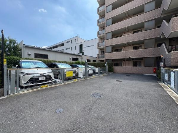 エクセル市が尾南の駐車場