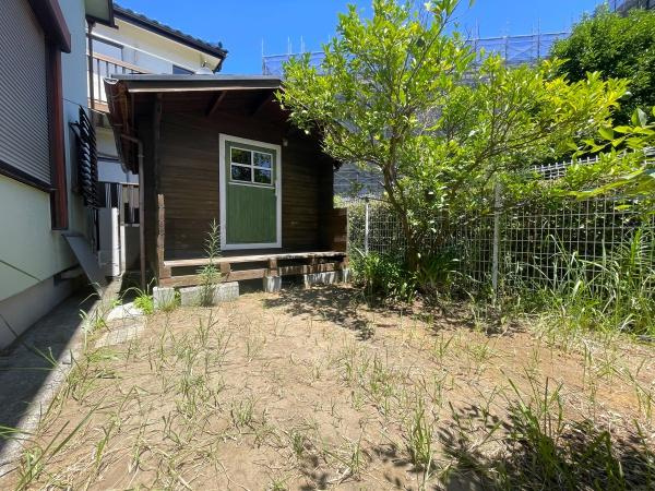横浜市港南区日野南４丁目の中古一戸建の庭