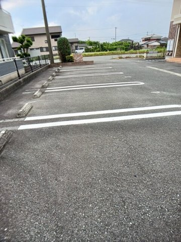 メゾン　ド　アンジュＣの駐車場