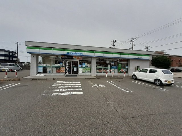 アルドーレ　Ａの周辺|ファミリーマート県立大学前店まで279m