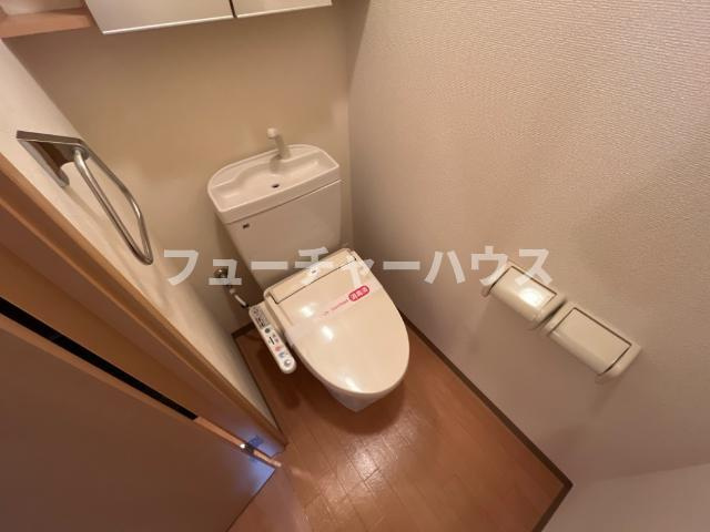 サクラシティ（ＳＡＫＵＲＡ　ＣＩＴＹ）のトイレ|シャワー付トイレ