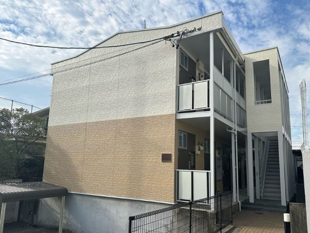 レオパレス萩山の外観