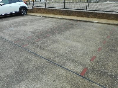 クラーレ錦の駐車場