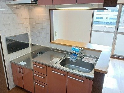 クラーレ錦のキッチン