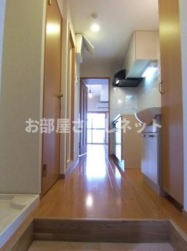 ＴＲＡＤＩＳ ＮＩＰＰＯＲＩ Ｅ【おとり物件なし】#学生・社会人にオススメ！初期費用分割払いOK！の玄関