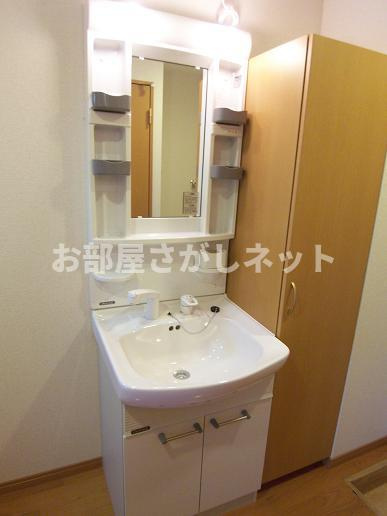 ＴＲＡＤＩＳ ＮＩＰＰＯＲＩ Ｅ【おとり物件なし】#学生・社会人にオススメ！初期費用分割払いOK！の独立洗面台
