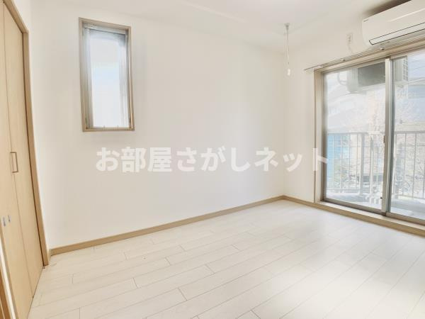 ライブカーサ板橋大山【おとり物件なし】#学生・社会人にオススメ！初期費用分割払いOK！の居間・リビング