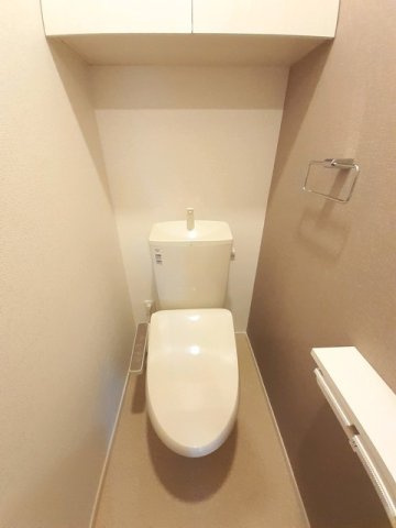 【トイレ】 | ラ・メゾン・フェリーチェＢ棟 | コンパクトで使いやすいトイレです