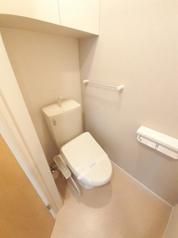 ロッソ　ピノＢのトイレ|ゆったりとした空間のトイレです