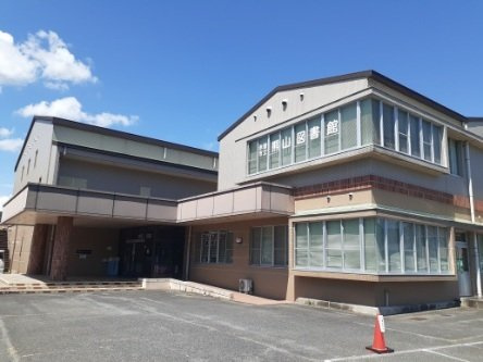【周辺】 | サンフォレスト | 熊山図書館さんまで100m